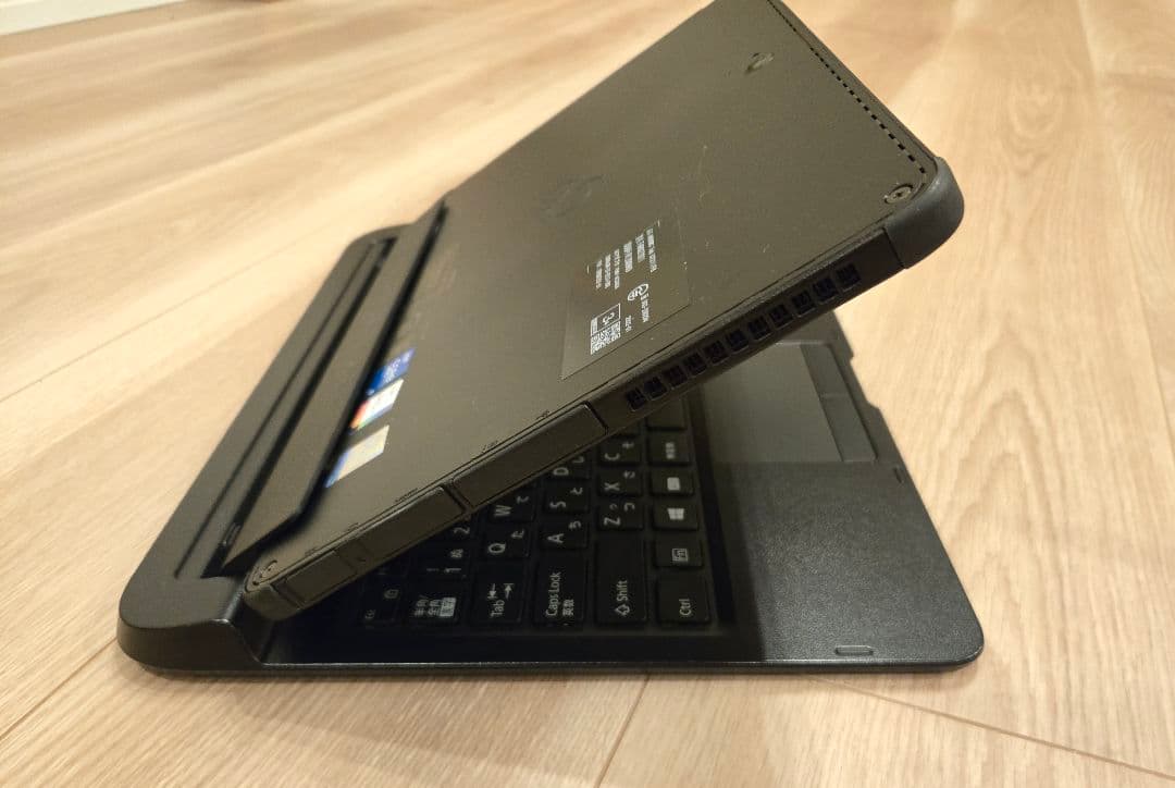 【高年式・バッテリー極良好】ARROWS Tab Q7311/FB 11世代i5