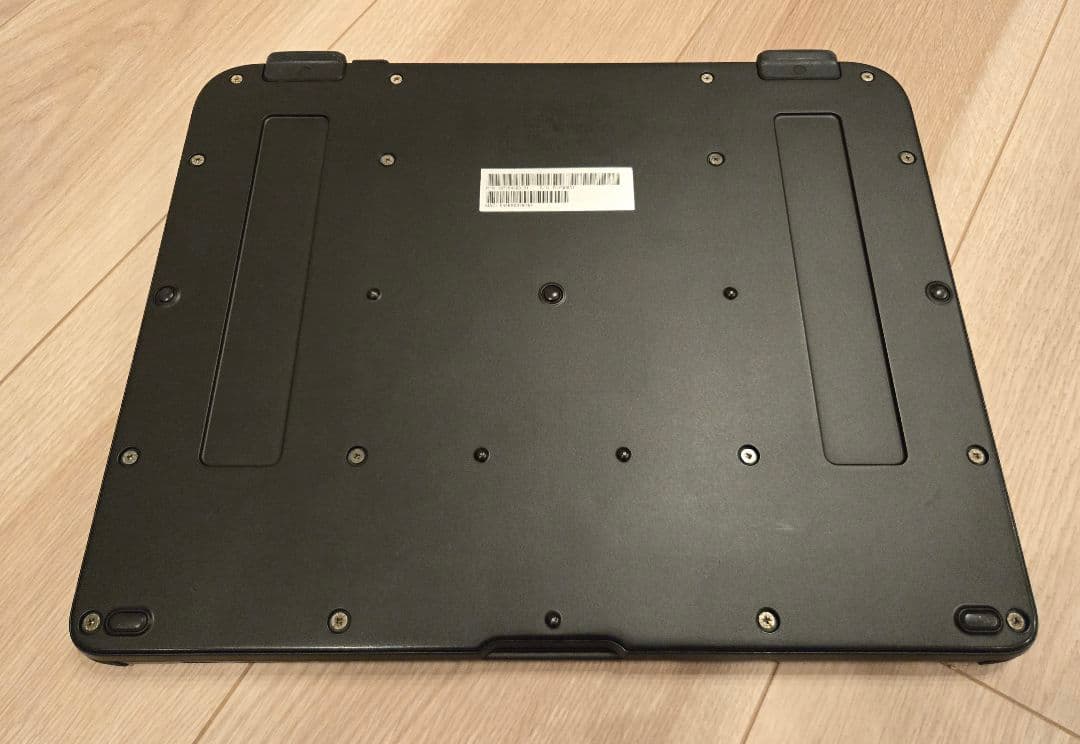 【高年式・バッテリー極良好】ARROWS Tab Q7311/FB 11世代i5