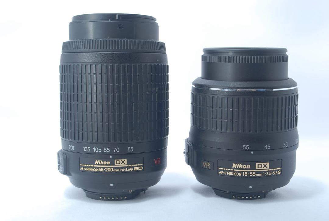 新品級ショット数✨Nikon D5200 スマホ転送 バリアングル液晶 自撮り⭕️