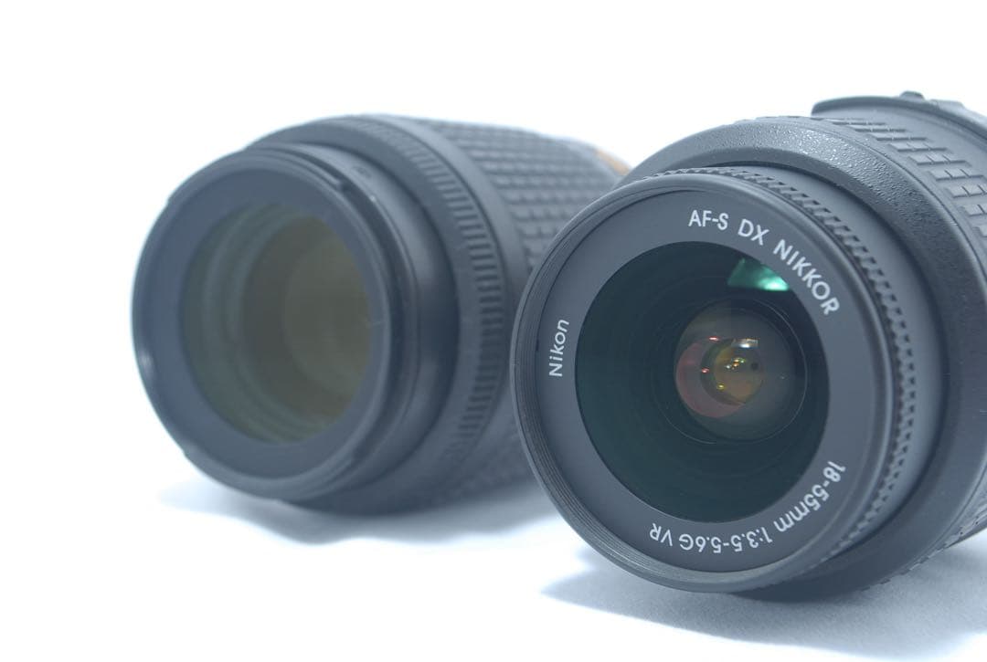 新品級ショット数✨Nikon D5200 スマホ転送 バリアングル液晶 自撮り⭕️