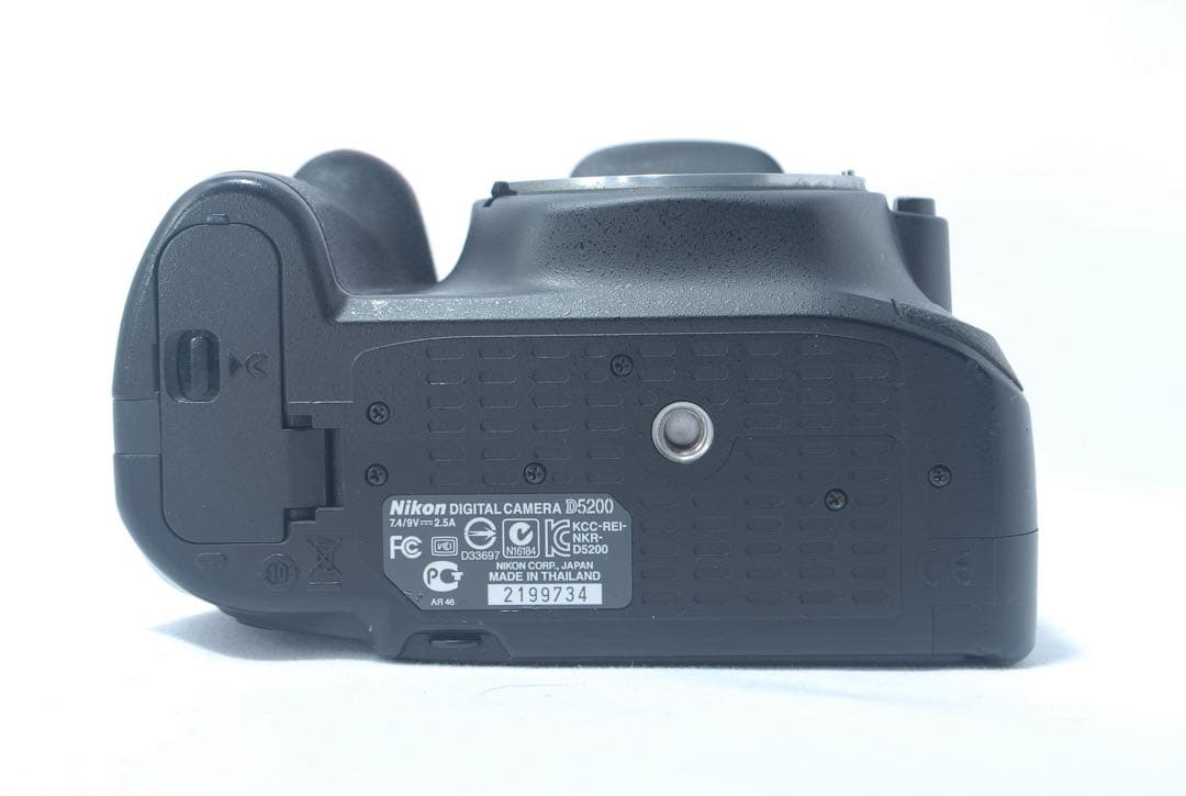 新品級ショット数✨Nikon D5200 スマホ転送 バリアングル液晶 自撮り⭕️
