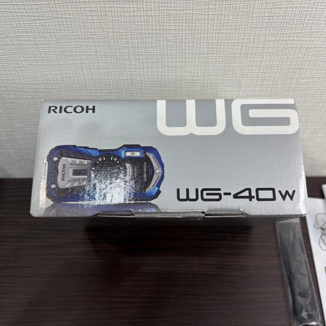 【中古美品】RICOH WG-40w コンパクトデジタルカメラ　青　ブルー