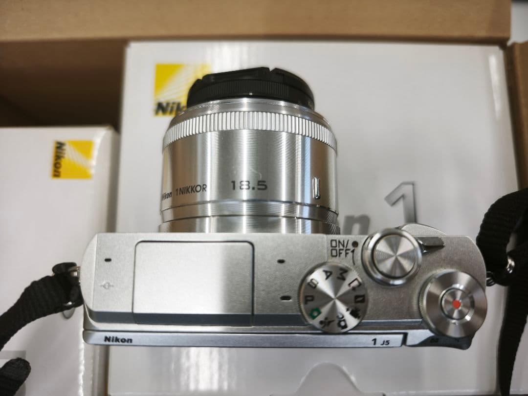 nikon 1 j5 ダブルレンズキットシルバー