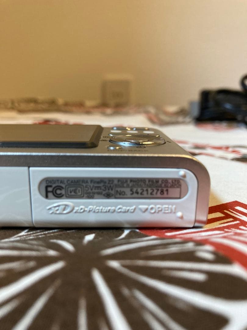 【美品！】FUJIFILM FINEPIX Z2!c25017