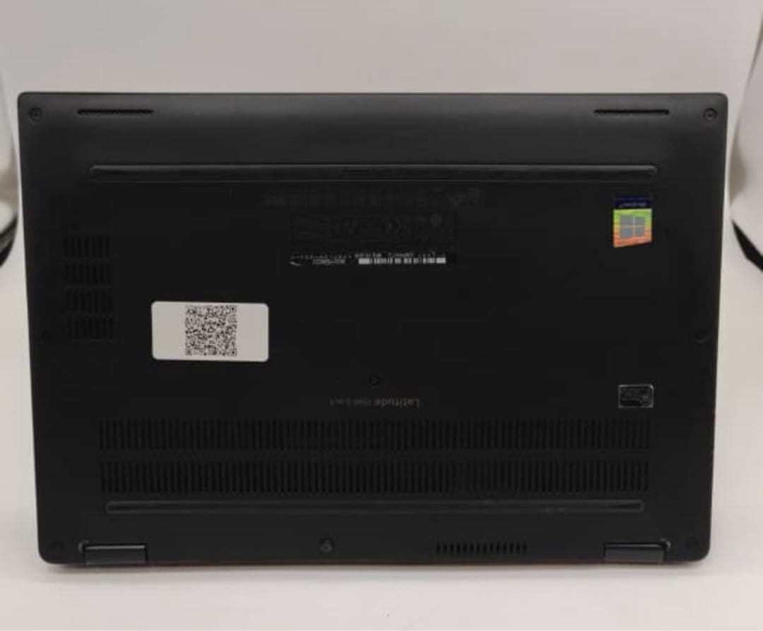 DELLタッチパネル 第8世代i7 16GB フルHD 13 2in1