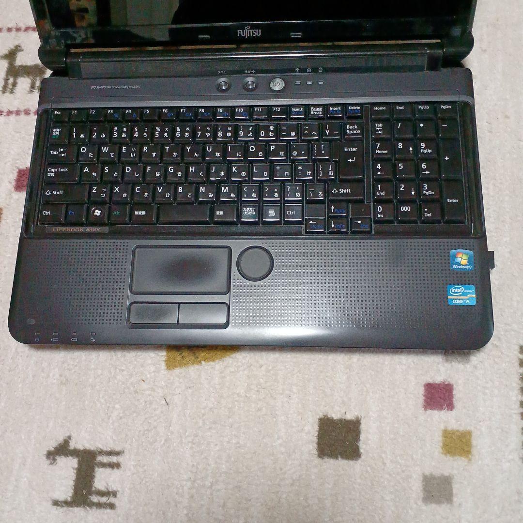 富士通LIFEBOOK AH56/C FMVA56CBG Windows11