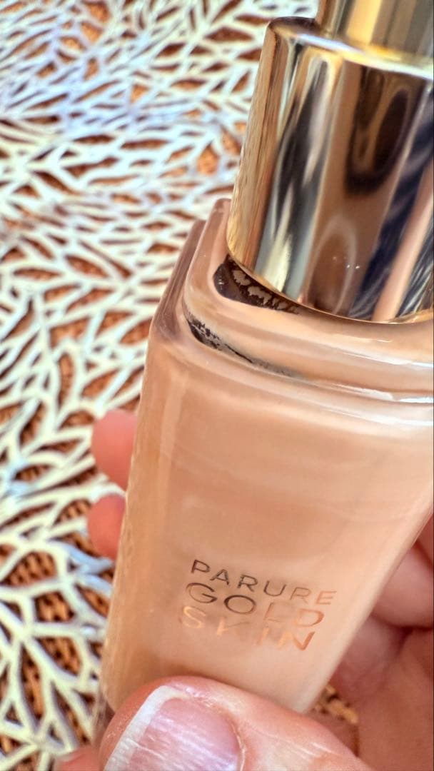 GUERLAINリキッドファンデ(3N)濃いめの色でシェーディングにオススメ
