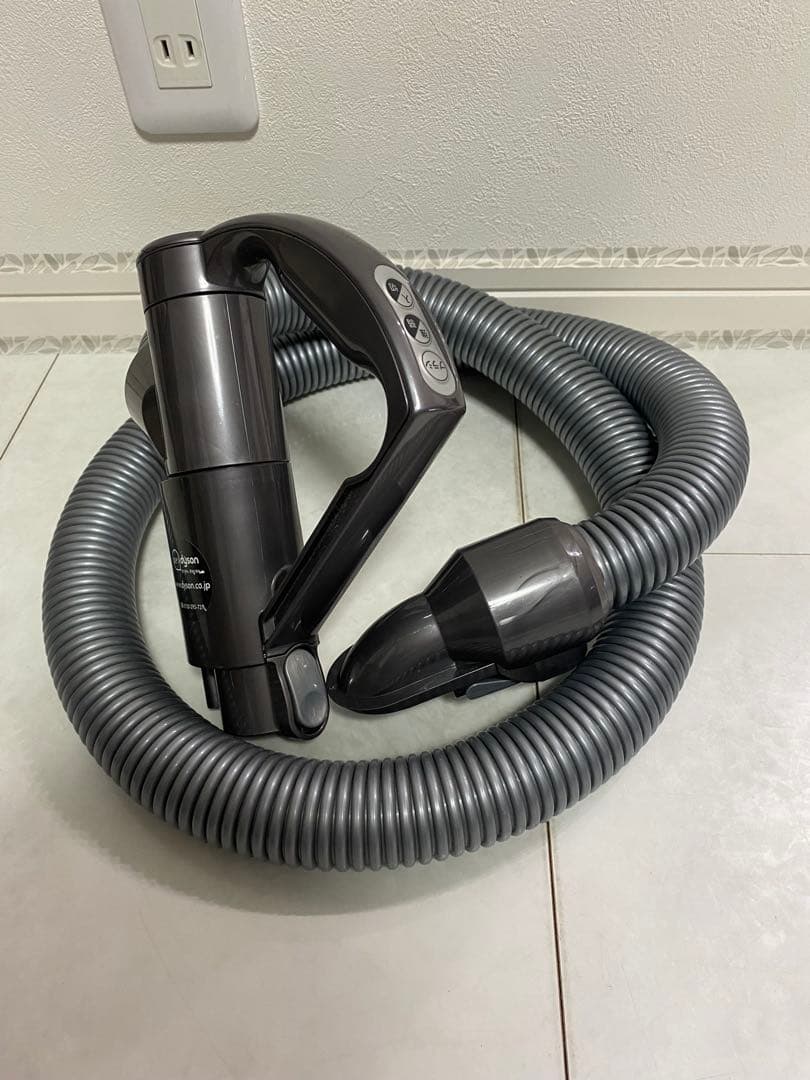 ダイソン キャニスター掃除機 DC48 分解清掃済み