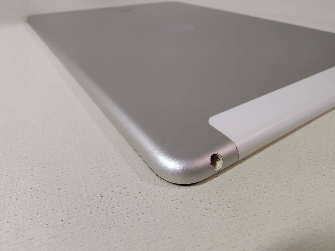 iPad AIR2 第2世代 アイパッド 箱付き美品