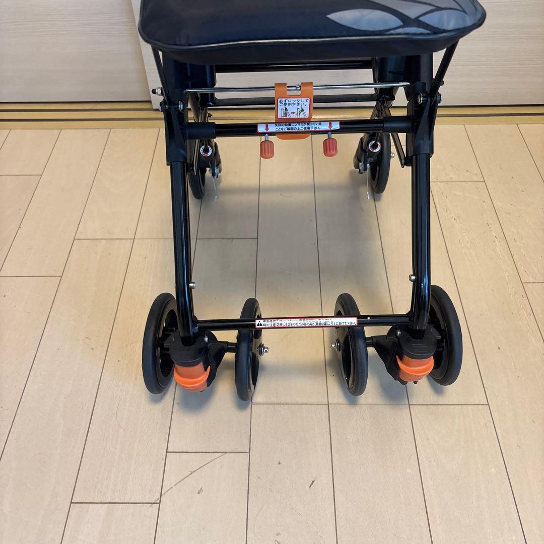 シルバーカー 幸和製作所 テイコブ 手押し車 折りたたみ　美品！