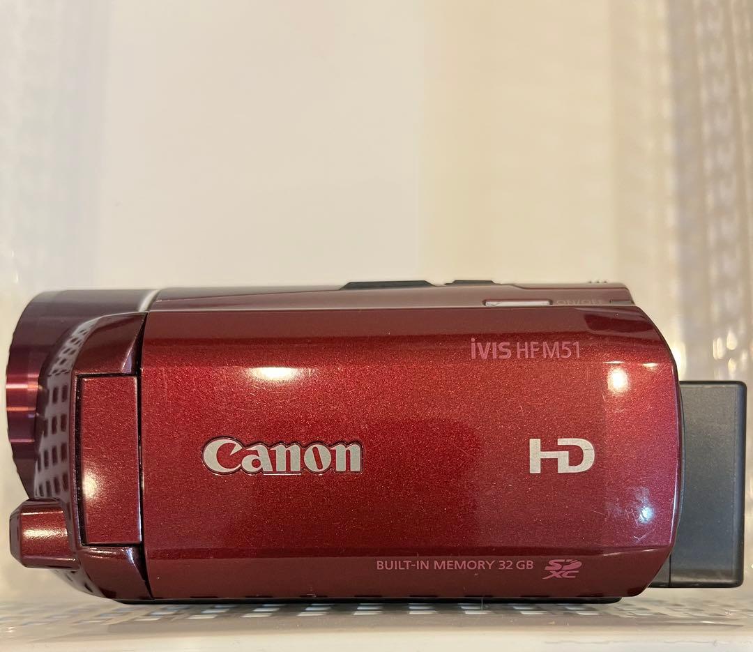 キヤノン　デジタルビデオカメラ　iVIS HF M51 レッドモデル