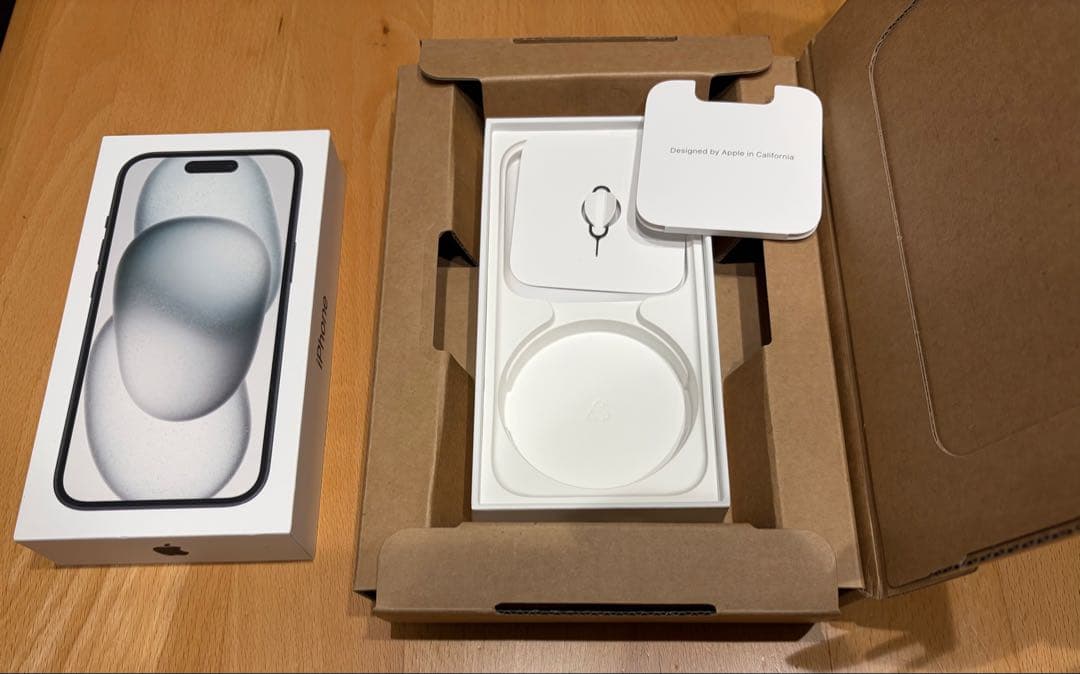 k*y様 iPhone 15 128GB ブラックチタニウム