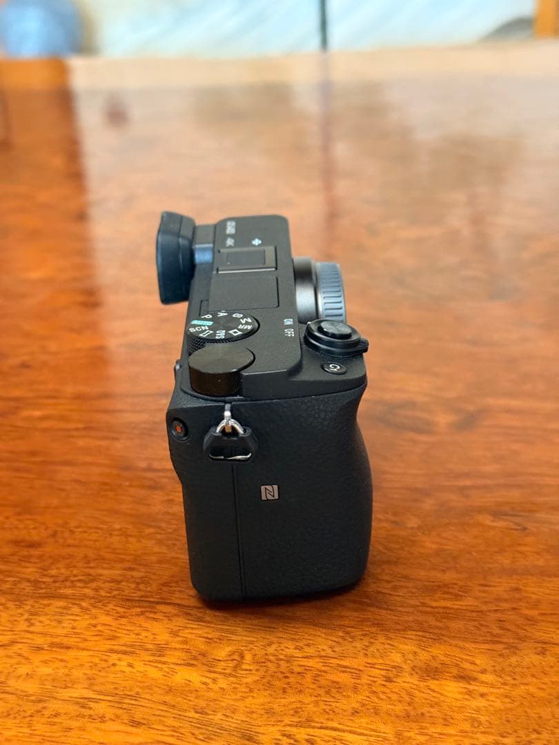 α6400 ミラーレス一眼　本体【極美品・ショット数405回】