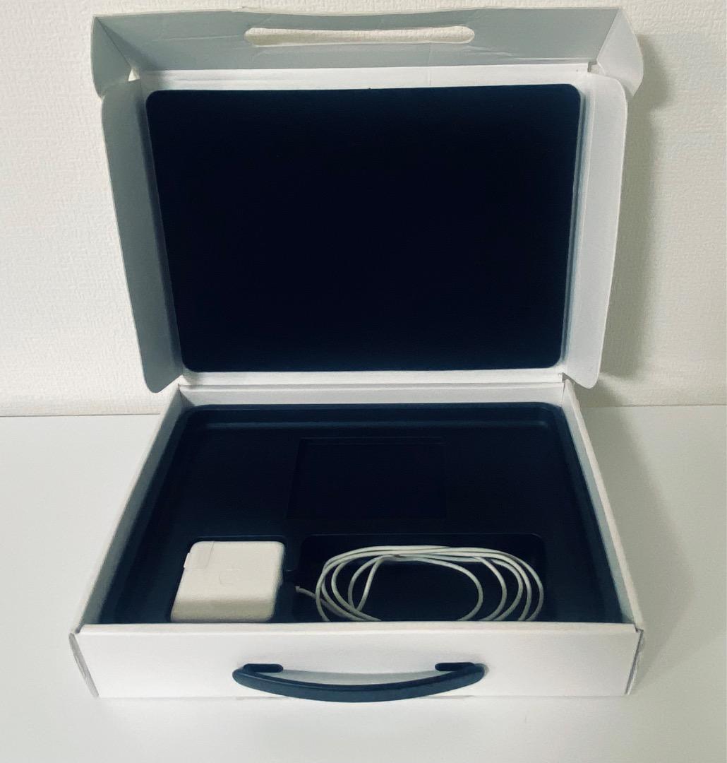 Apple MacBook Pro シルバー