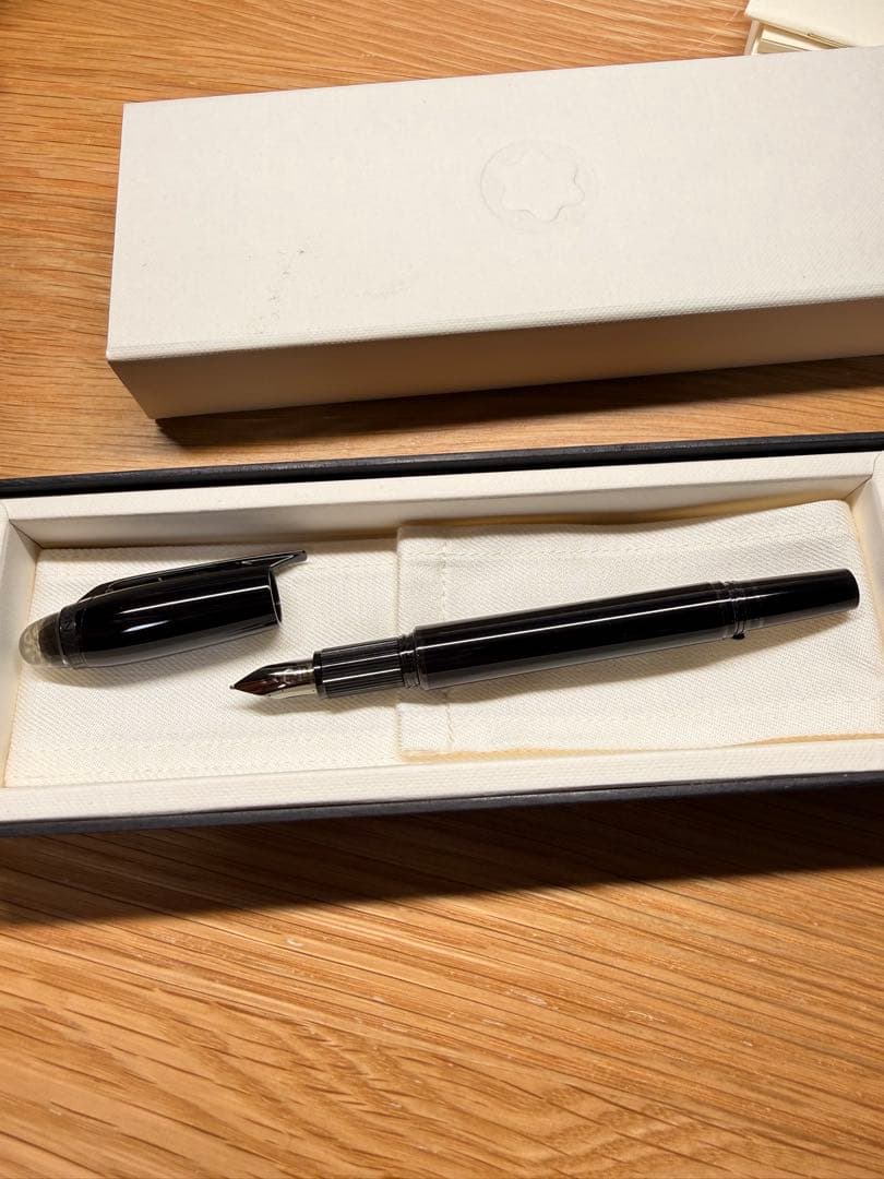 MONTBLANC モンブラン スターウォーカー 万年筆 ウルトラブラック
