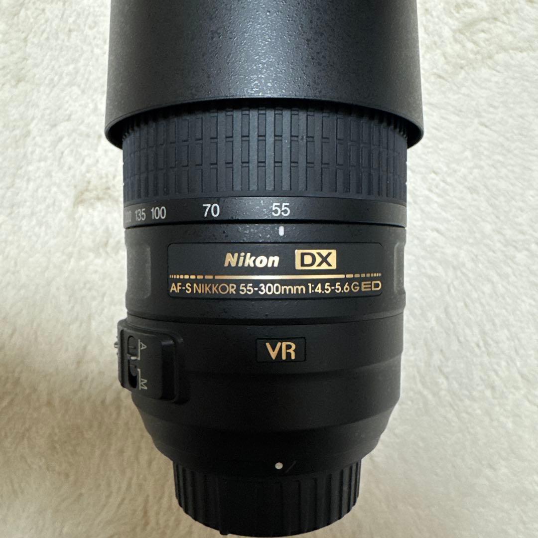 Nikon AF-S DX NIKKOR 55-300mm VRレンズ