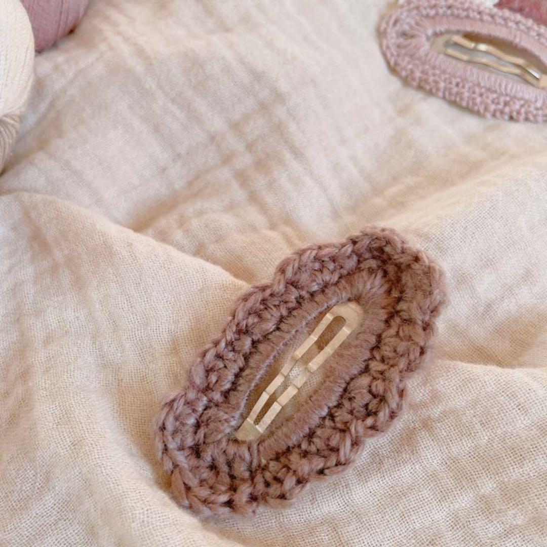 ＊フリルパッチンピン＊冬素材＊　ハンドメイド