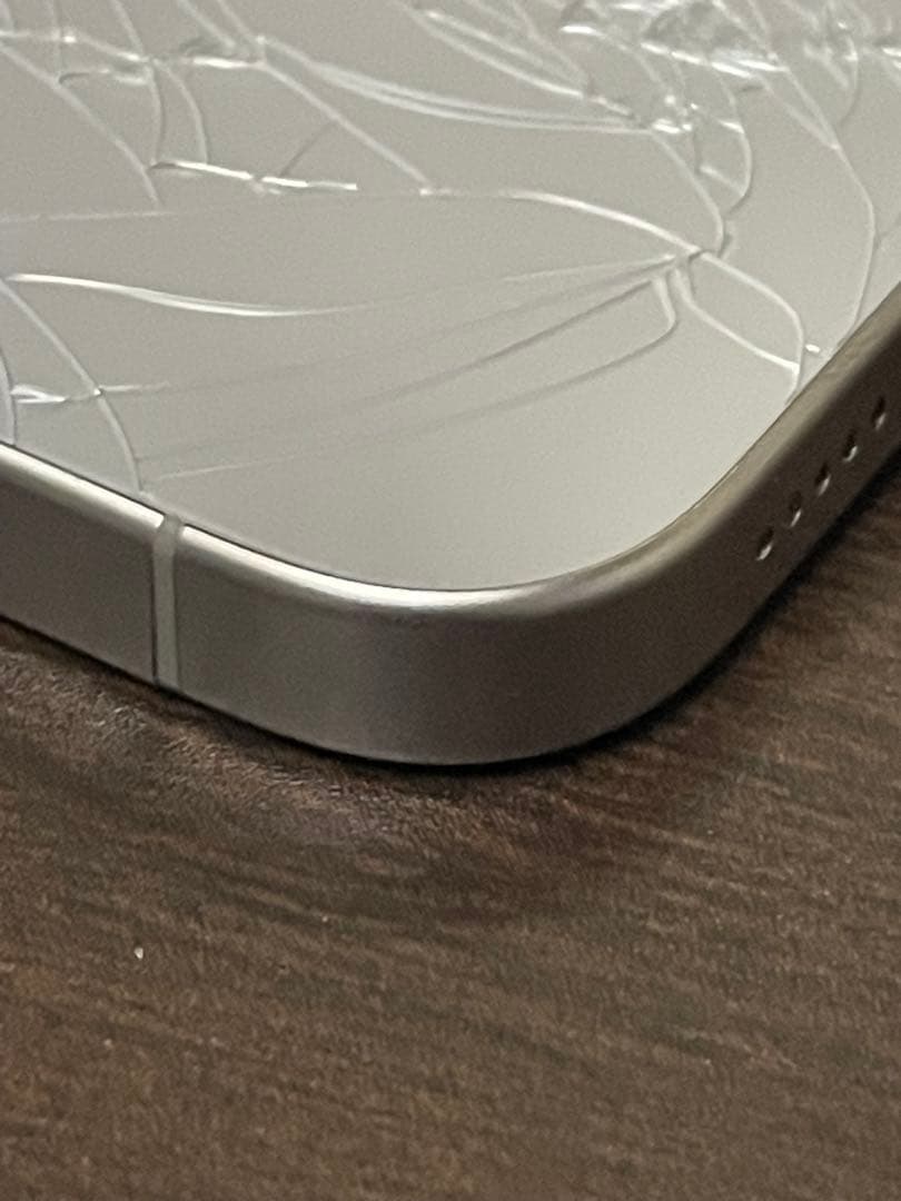 【ジャンク品】iPhone15Pro 256ナチュラルチタニウム