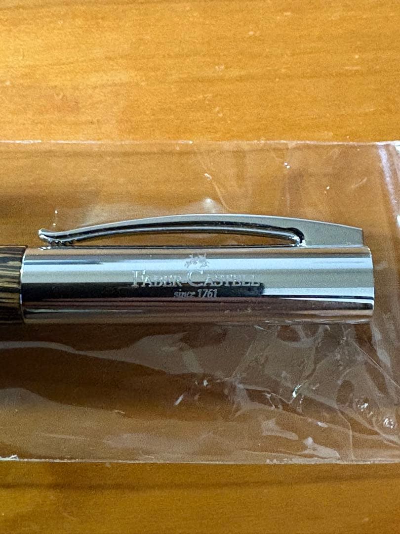 Faber-Castell アンビションボールペン　ココスウッド