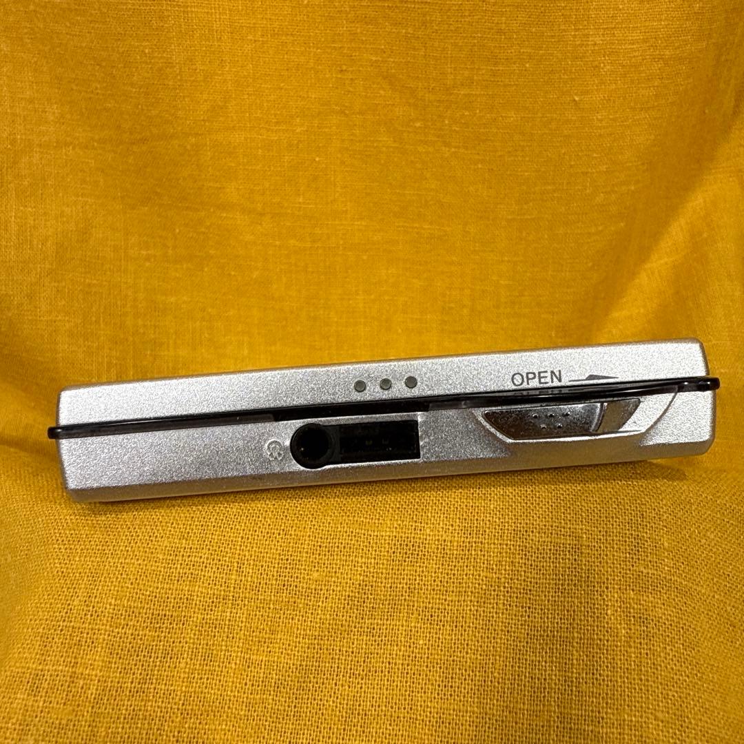 【完動品 】SONY MDウォークマン MZ-E700 シルバー 動作良好