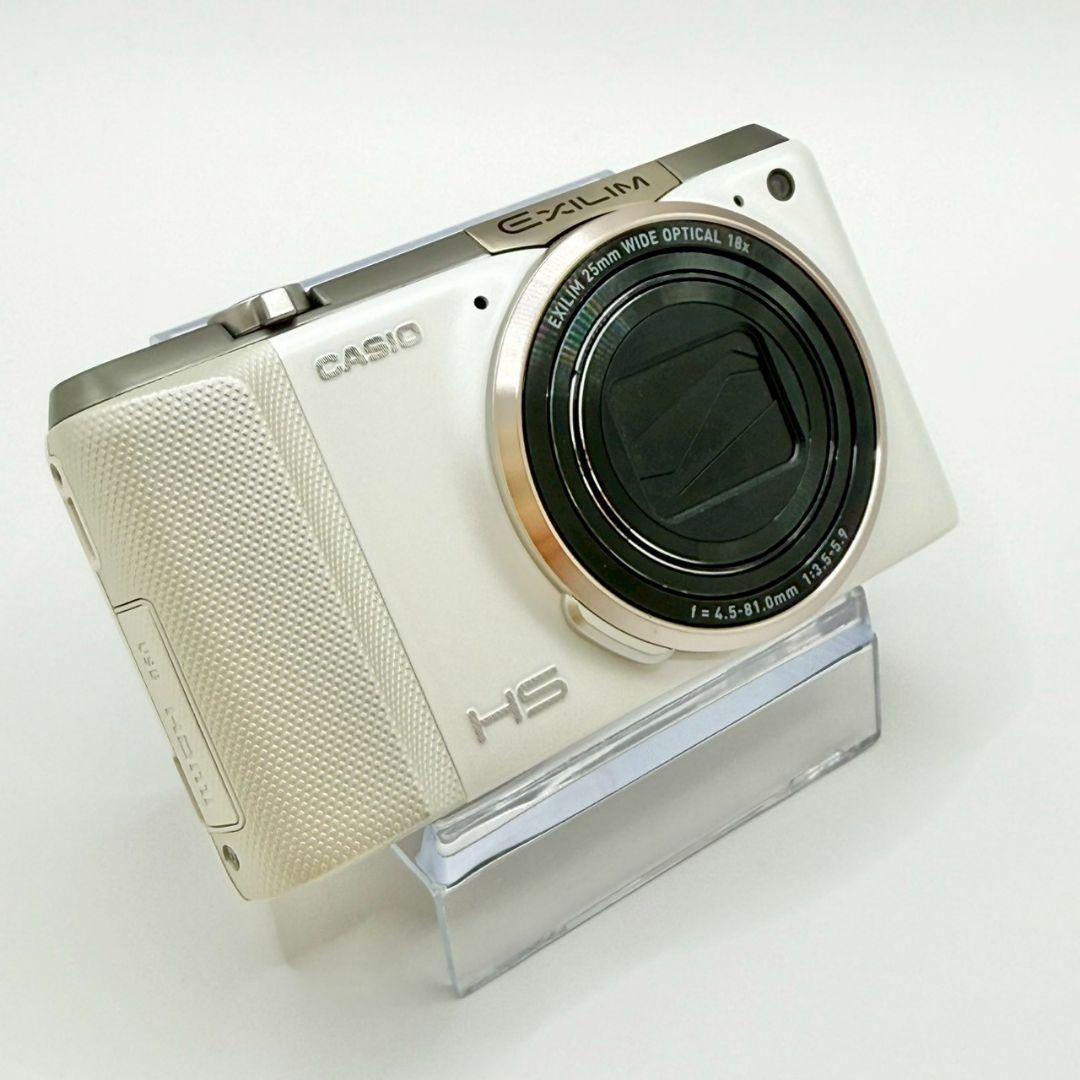 【極美品】CASIO EX-ZR800 コンデジ 充電器付き　カシオ