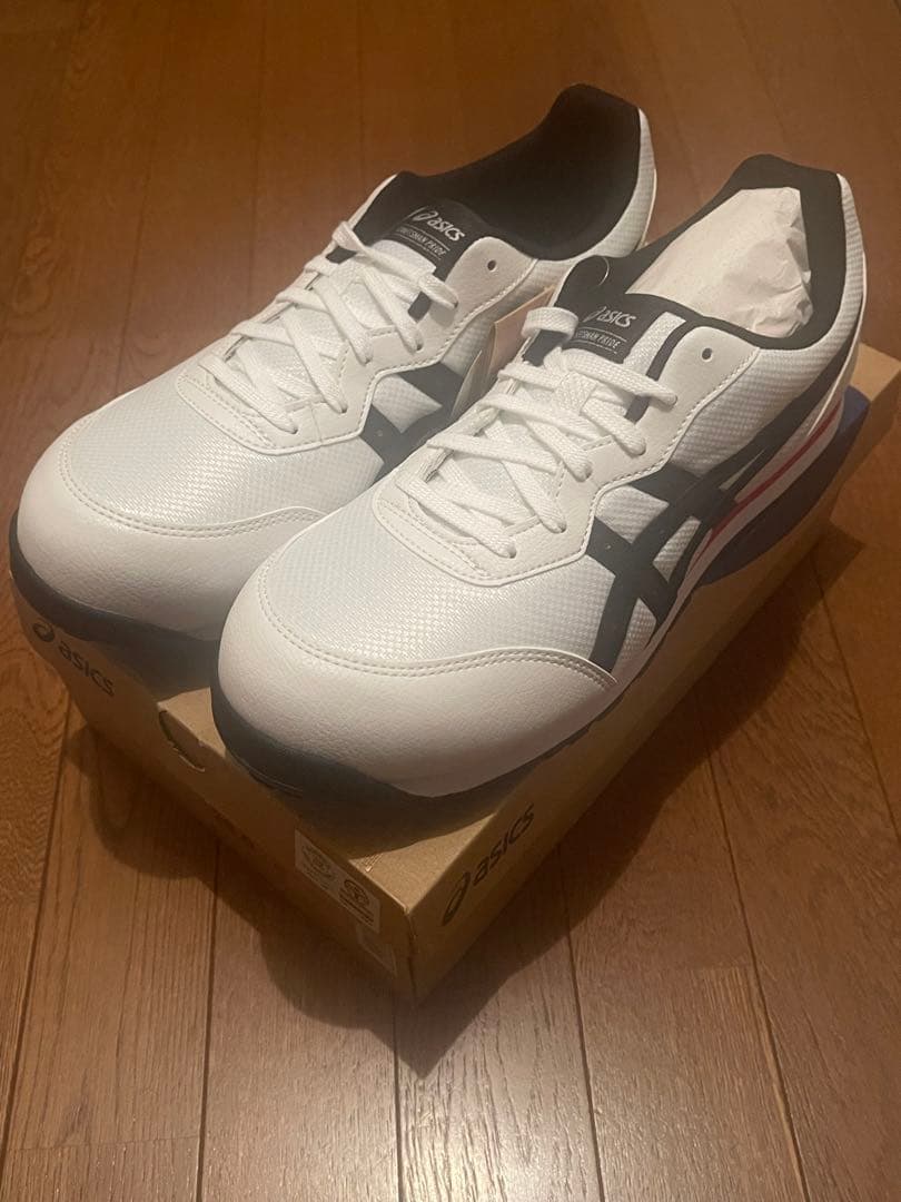ASICS WINJOB CP201 28.0cm 未使用品　タグ付き　安全靴