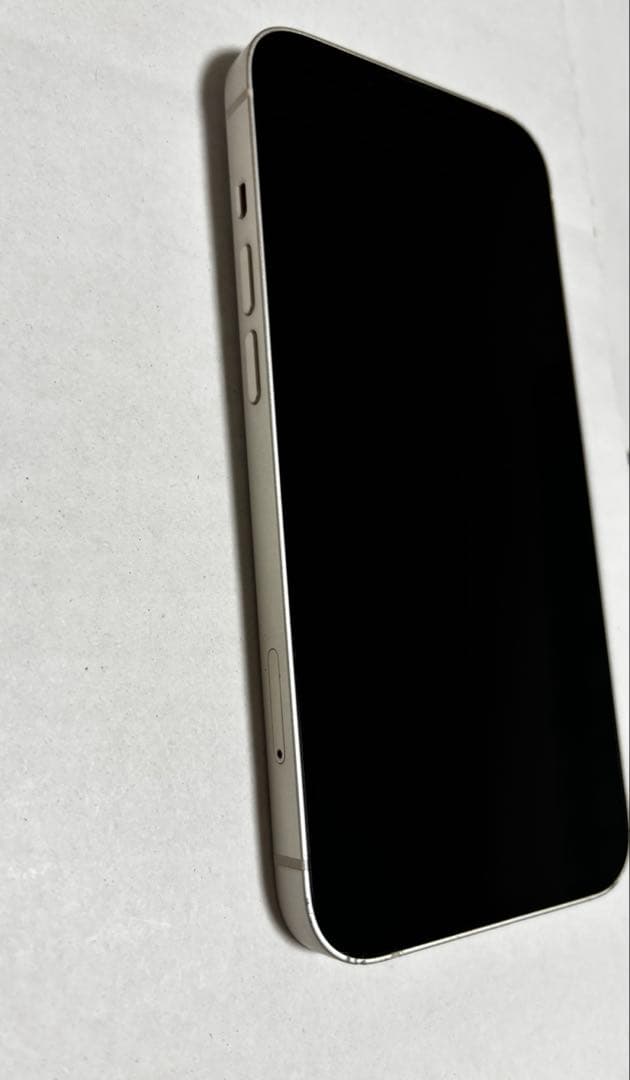 iPhone 13 128GB SIMフリー スターライト バッテリー 100％