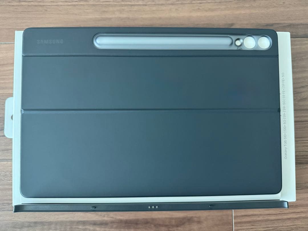 【おまけ付】GalaxyTabS10+ Book Cover Keyboard