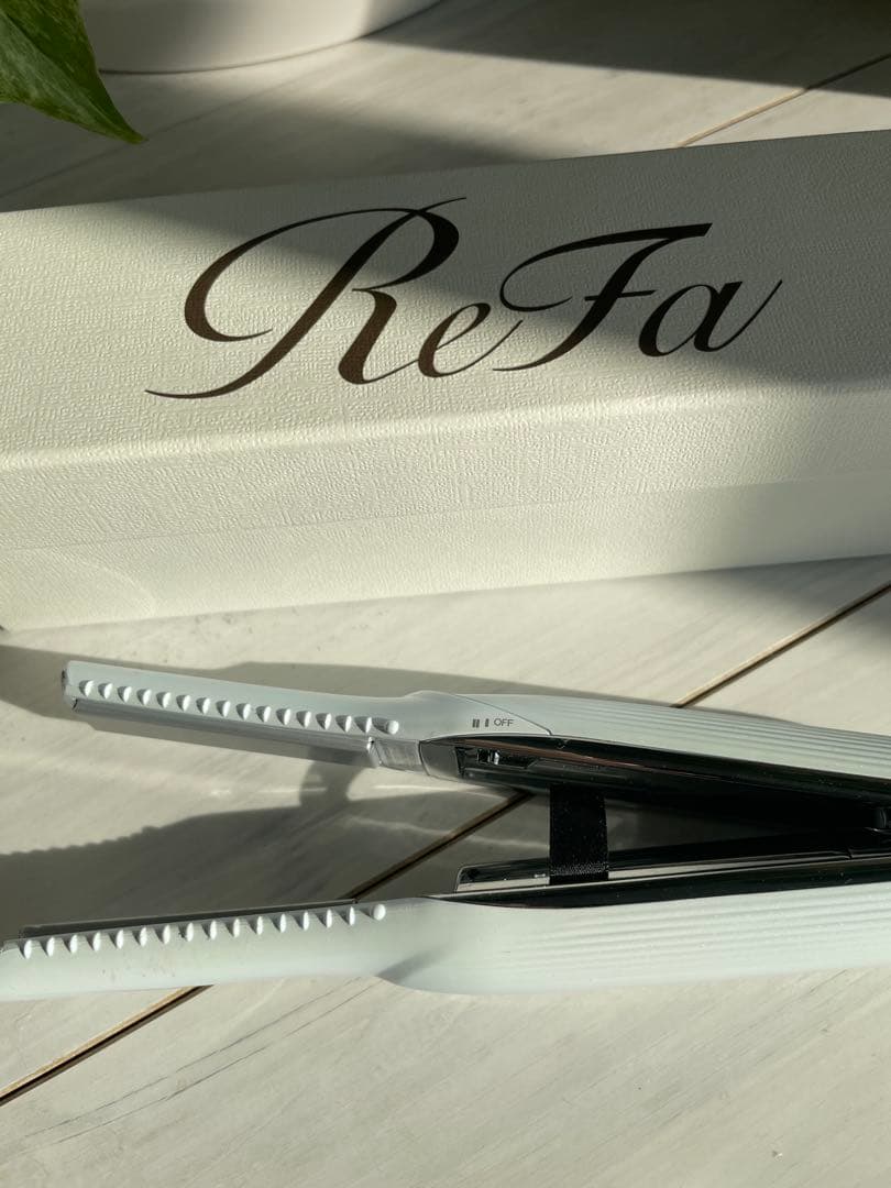 ReFa フィンガーアイロンST ホワイト　コードレスアイロン