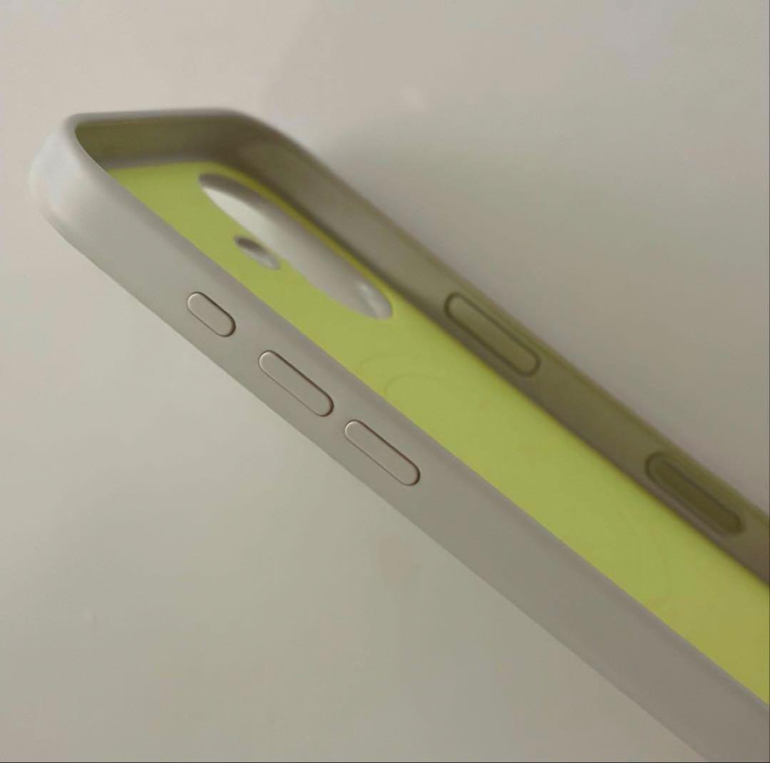 Beats iPhone17 ケース ライムストーン