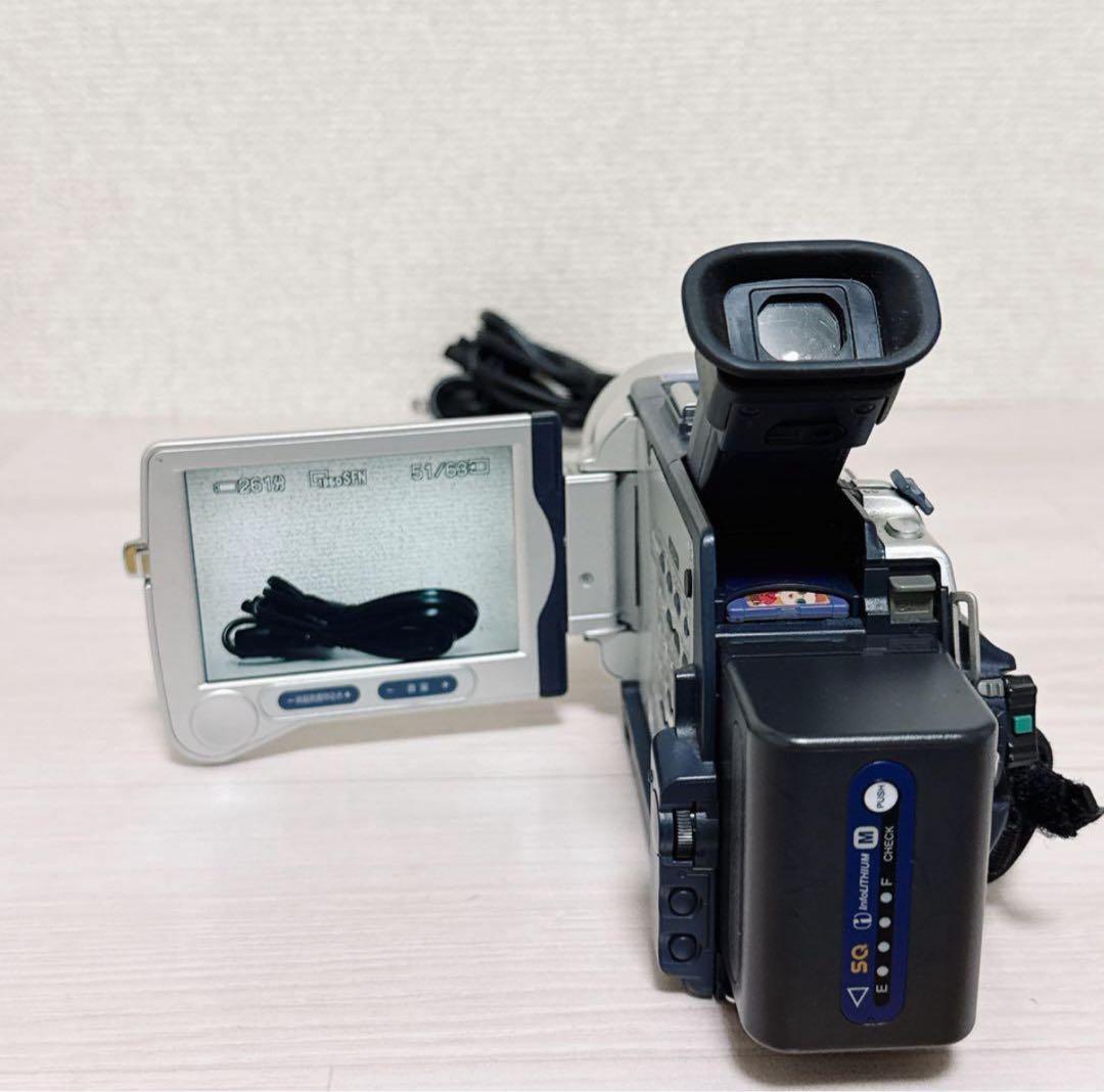 2128【希少品】SONY DCR-TRV30 Mini DV ナイトショット