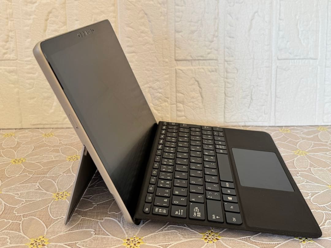 極美品 Surface Go2 キーボード 10.5型 タッチ液晶 タブレット