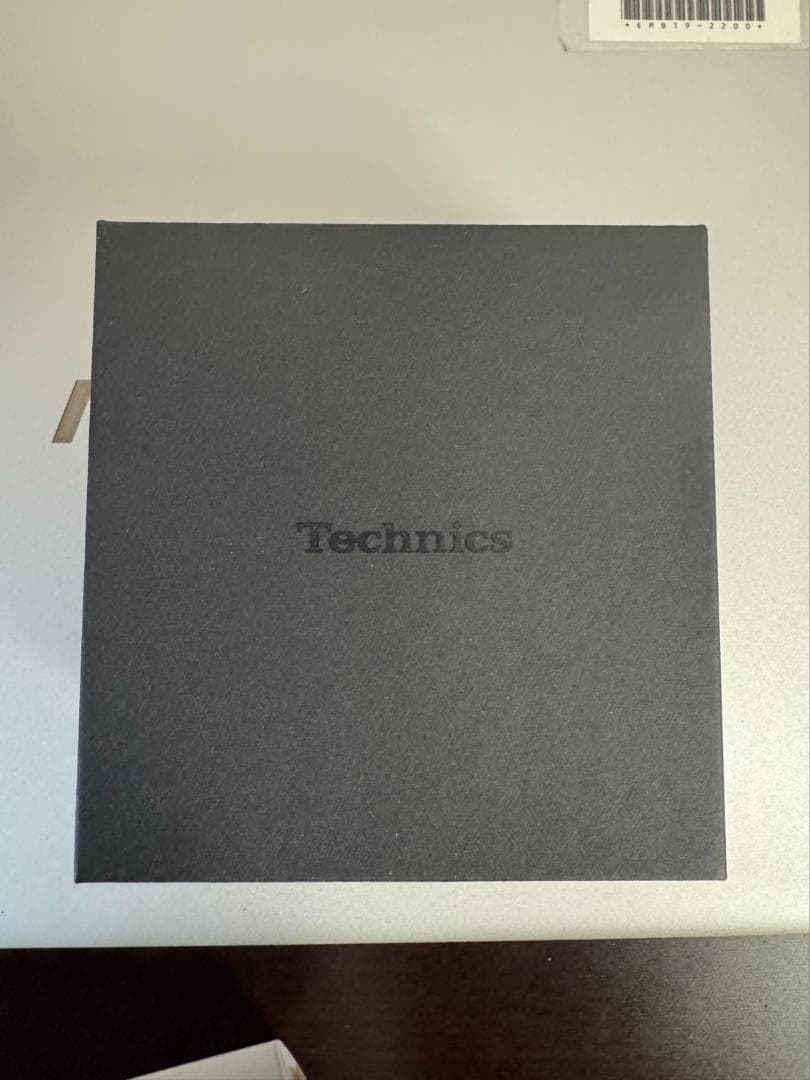 Technics EAH-AZ80 ワイヤレスヘッドホン(右耳とケースのみ)