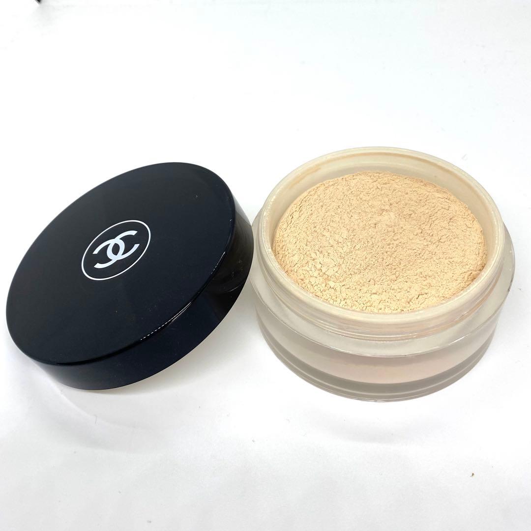 CHANEL プードゥル　ユニヴェルセル　リーブル　N フレッシュ　ピンク