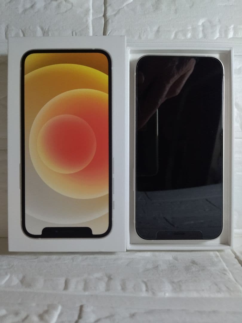 iPhone 12 mini 64GB ホワイト SIMフリー 超美品