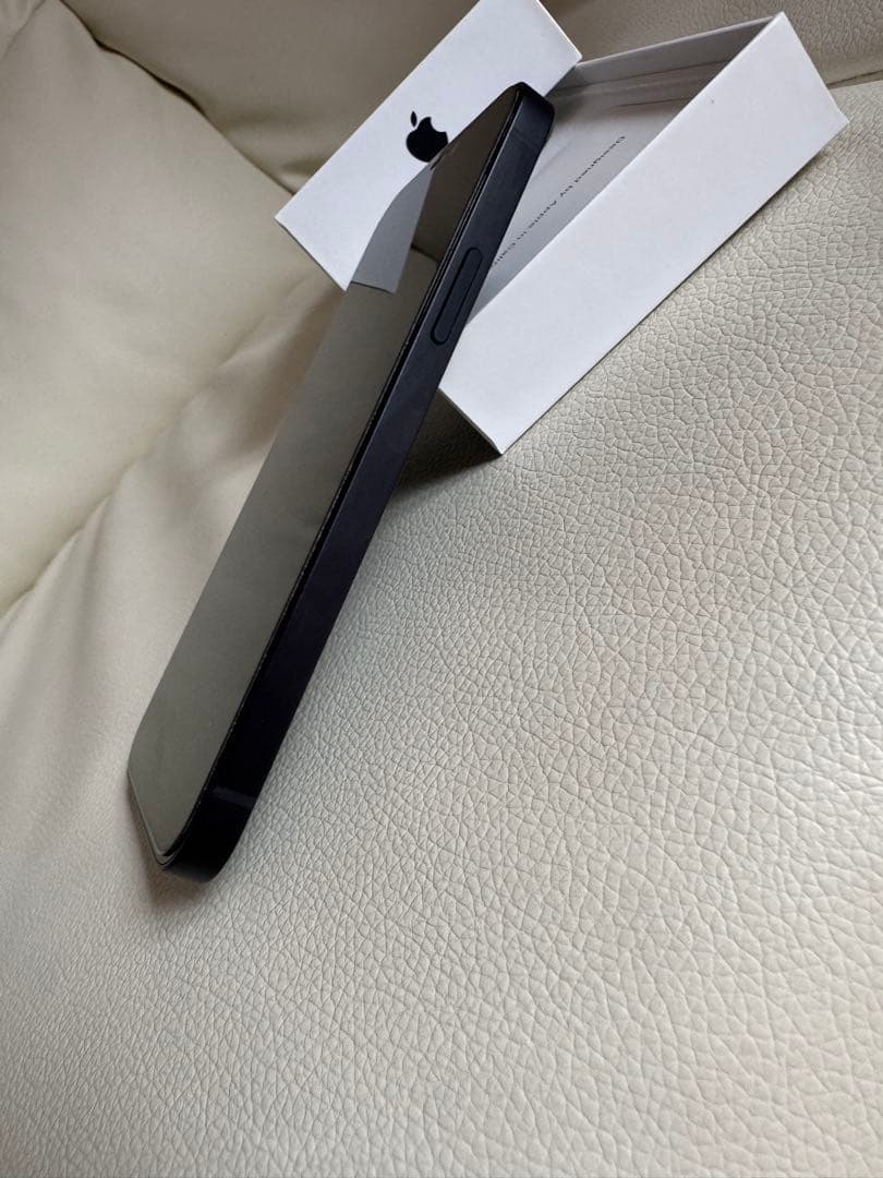 【超美品】iPhone 12 Simフリー