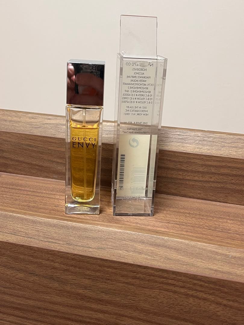【廃盤・人気】GUCCI ENVY 50ml オードトワレ 残量8割　箱あり