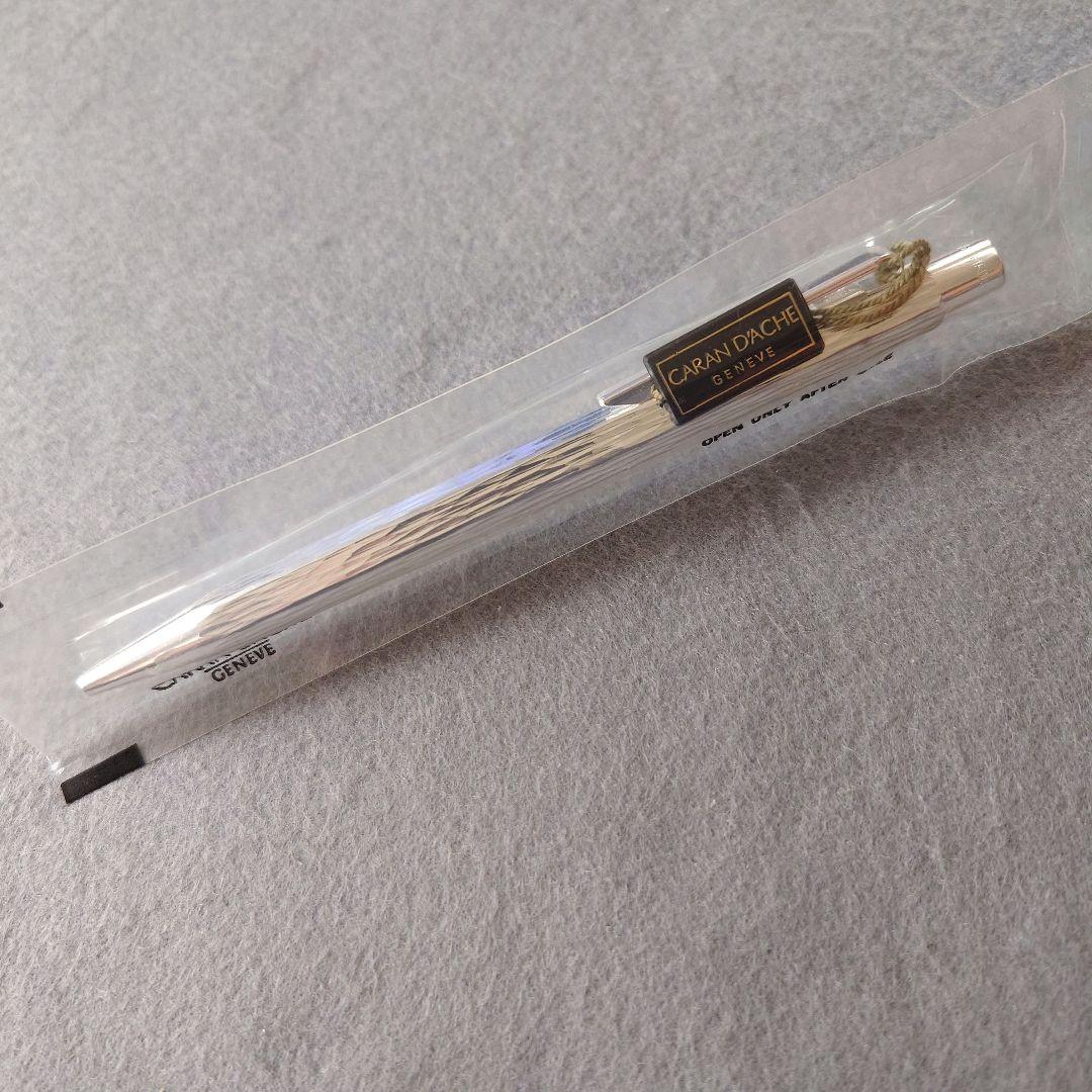 CARAN D'ACHE／カランダッシュ　ボールペン GENEVE ジュネーブ