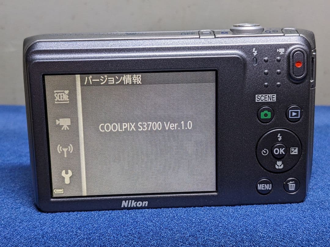 Nikon COOLPIX S3700　◉動作品、新品充電器付き