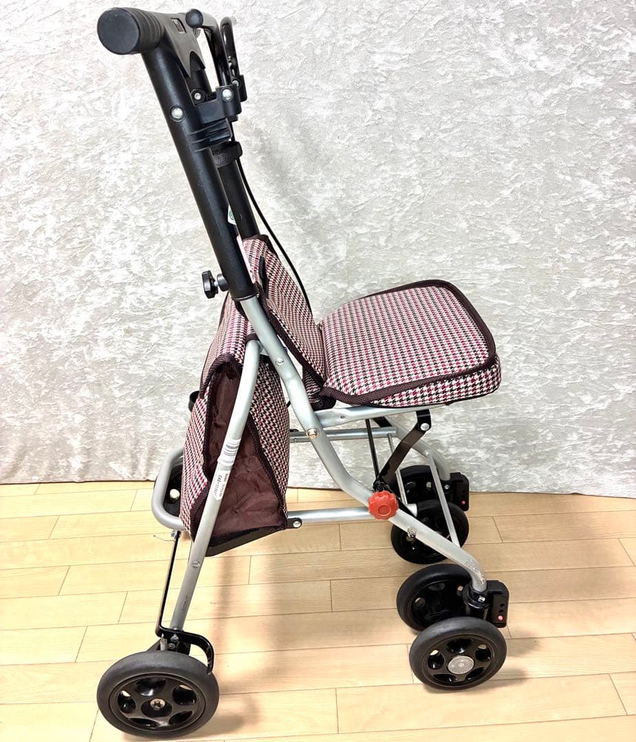 座れる！ 幸和製作所 TacaoF SICP02 シルバーカー 動作確認済み