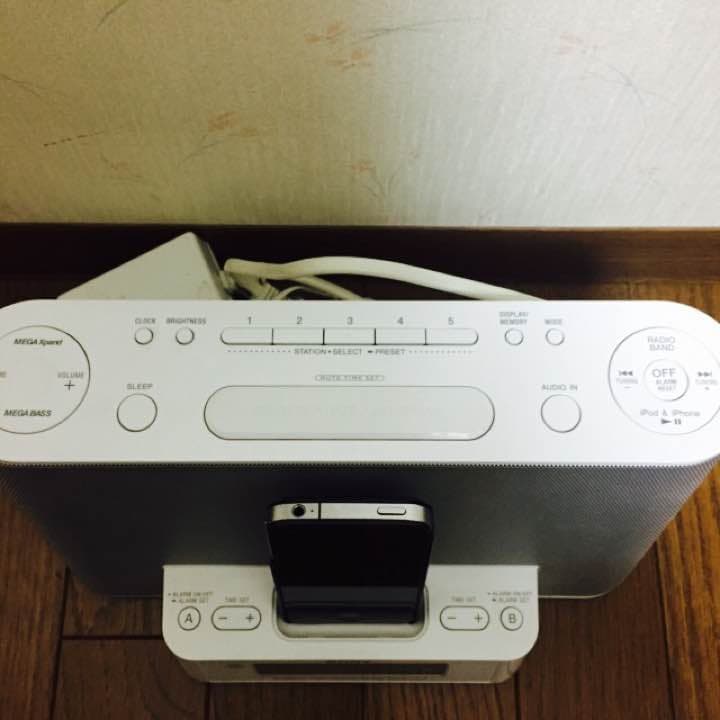 SONY スピーカー ※写真のiPhoneはつきません！