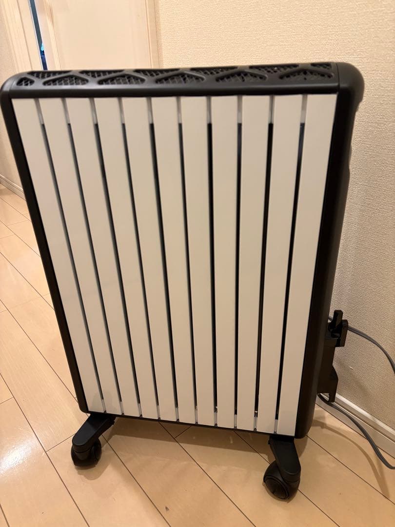 デロンギ MDH15WIFI-BK Wi-Fiオイルヒーター　2022年購入
