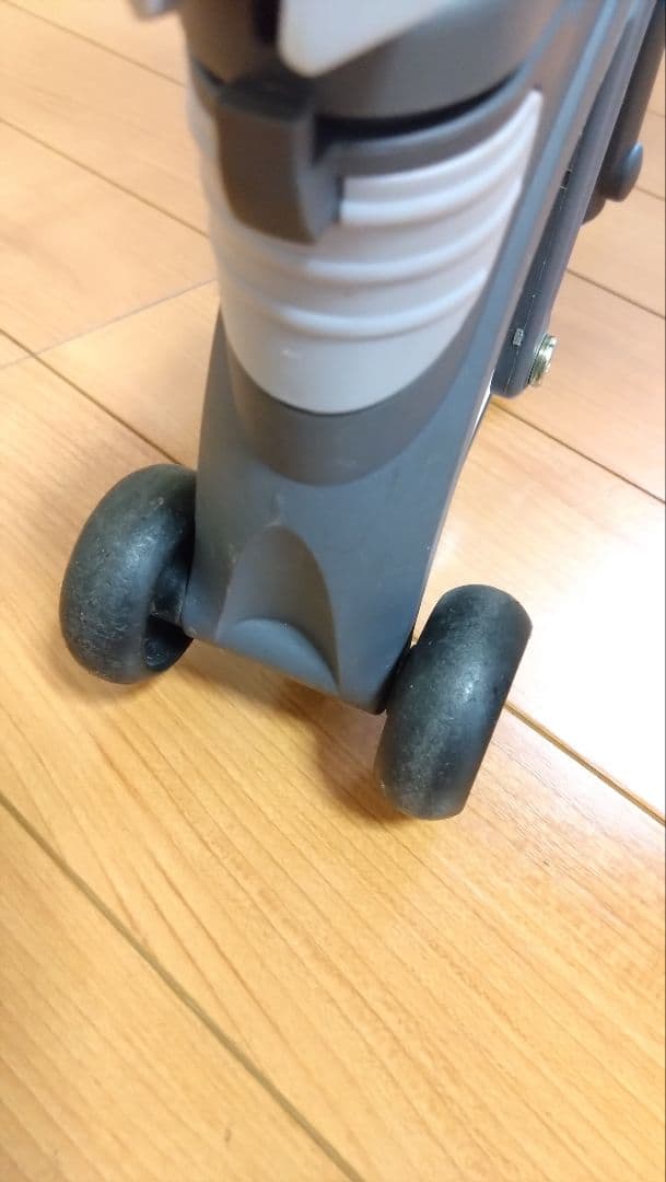 コンビウェルエス キャリースルーン #シルバーカー #歩行器 #車椅子