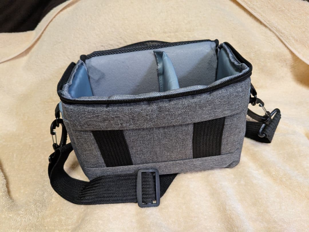 Nikon D3300 デジタル一眼レフカメラ レッドセット