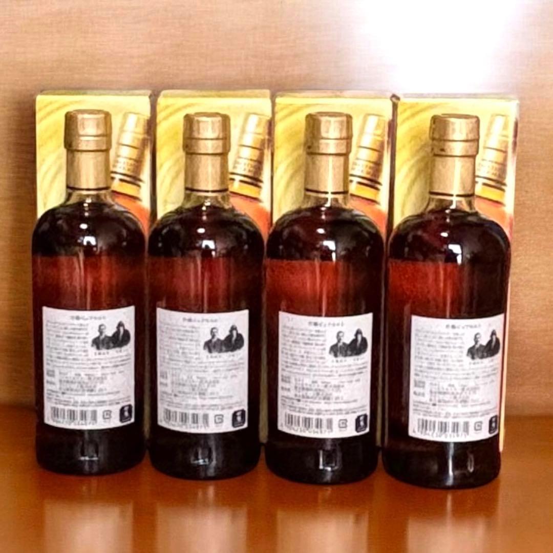 ニッカ【竹鶴】　ピュアモルト　ウイスキー　700ml 箱入り　４本