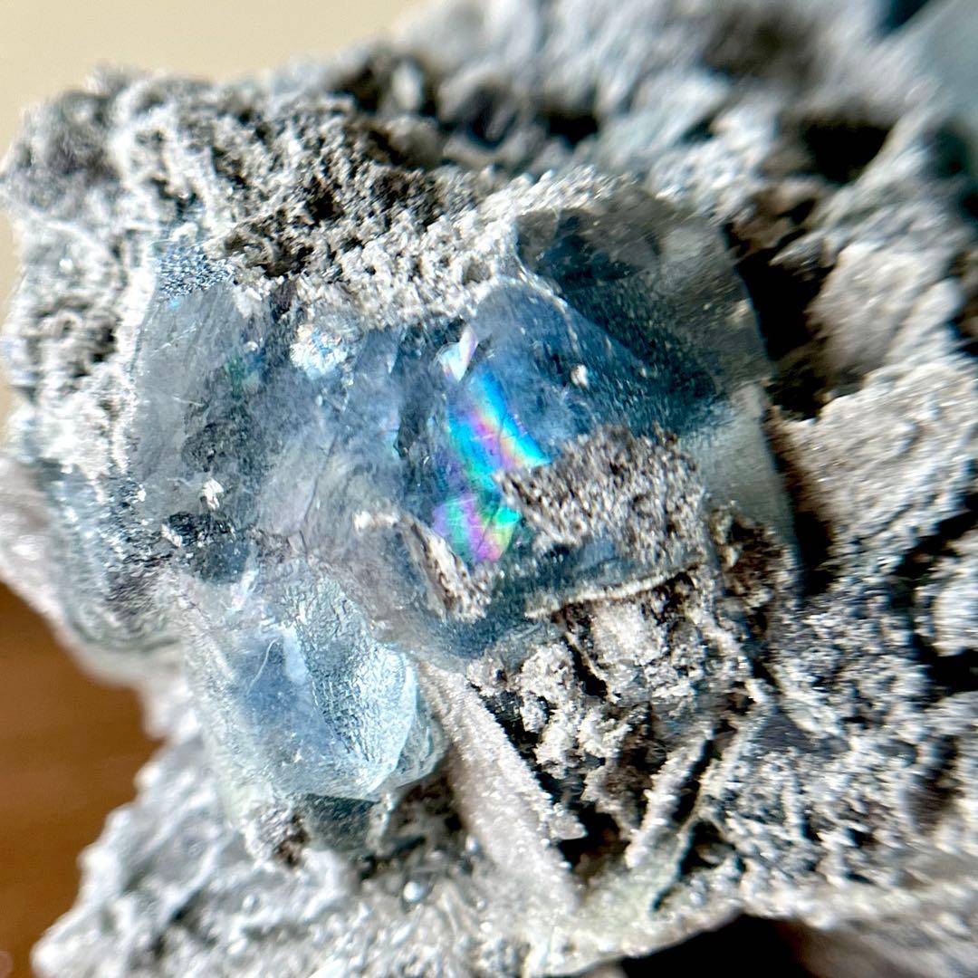 虹 キューブ ブルー フローライト 983.75ct 蛍石 原石 鉱物 天然石