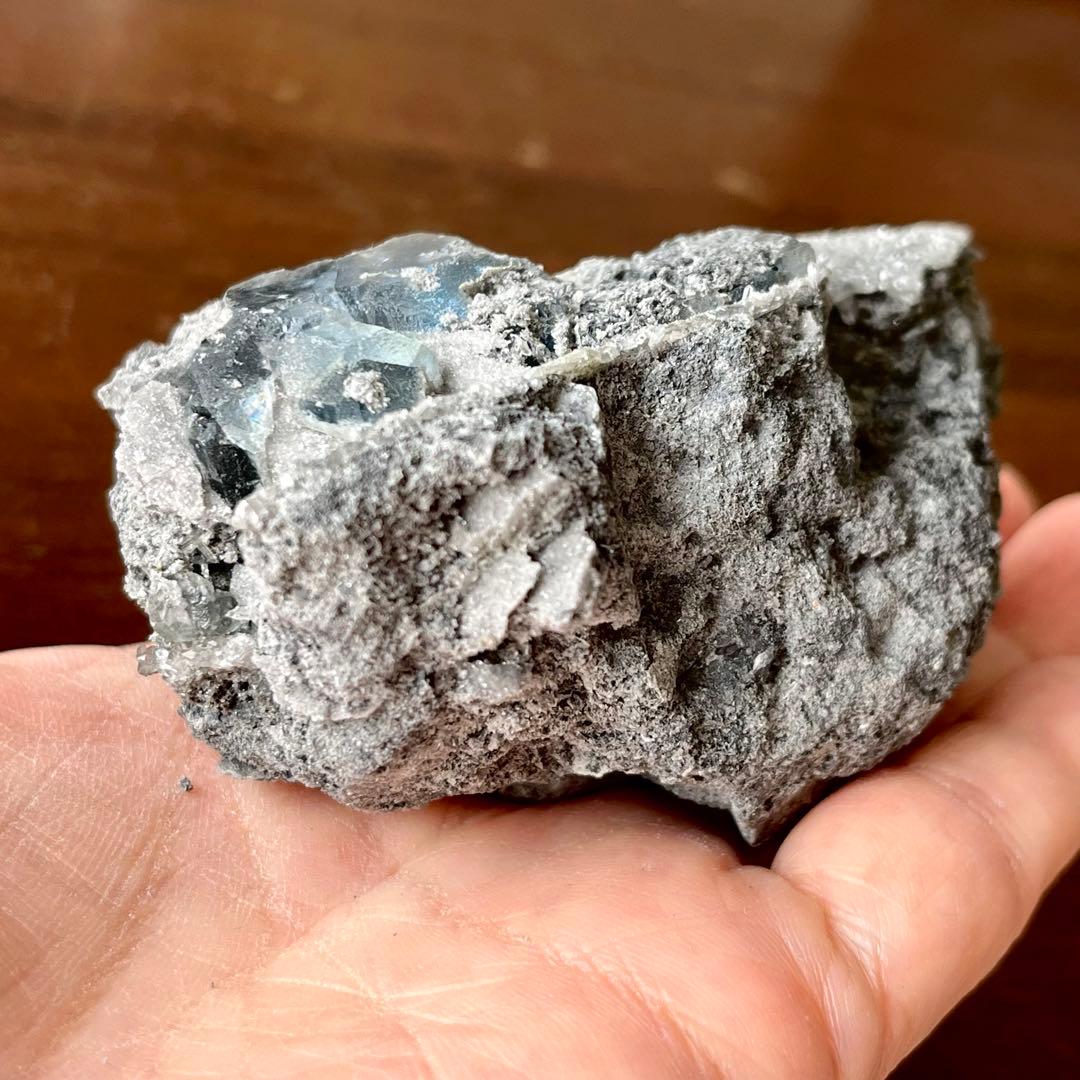 虹 キューブ ブルー フローライト 983.75ct 蛍石 原石 鉱物 天然石