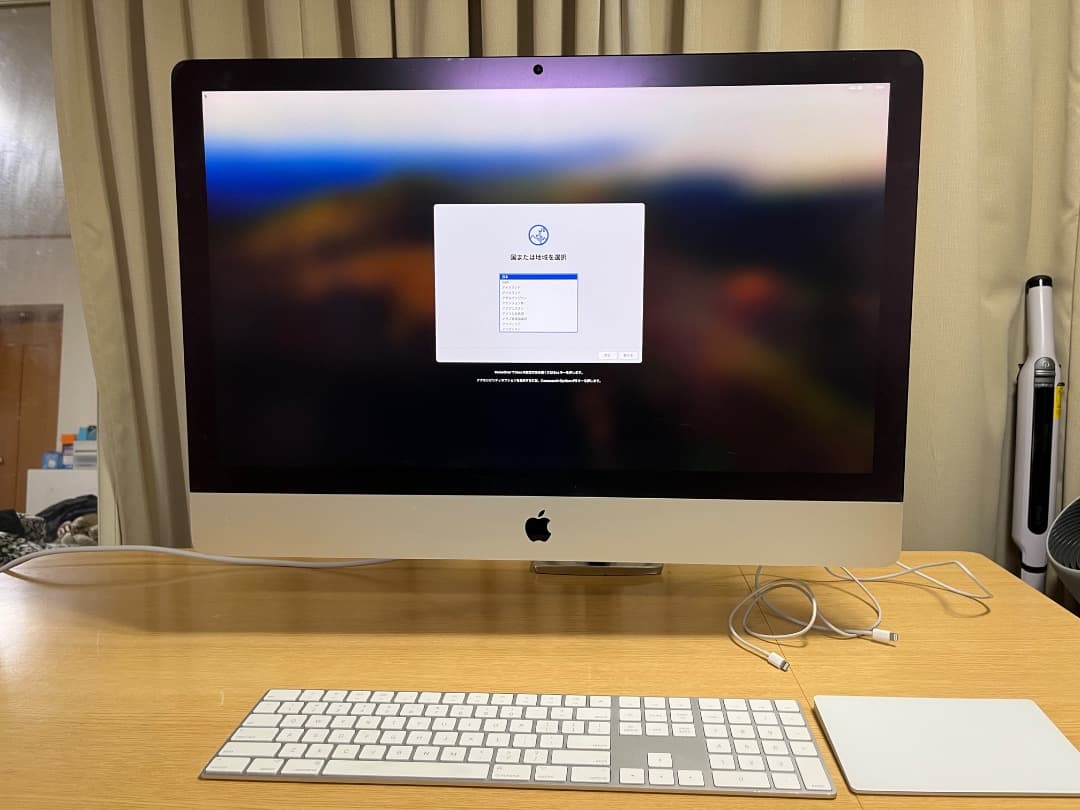 iMac (Retina 5K, 27-inch, 2020)VESAアーム付き