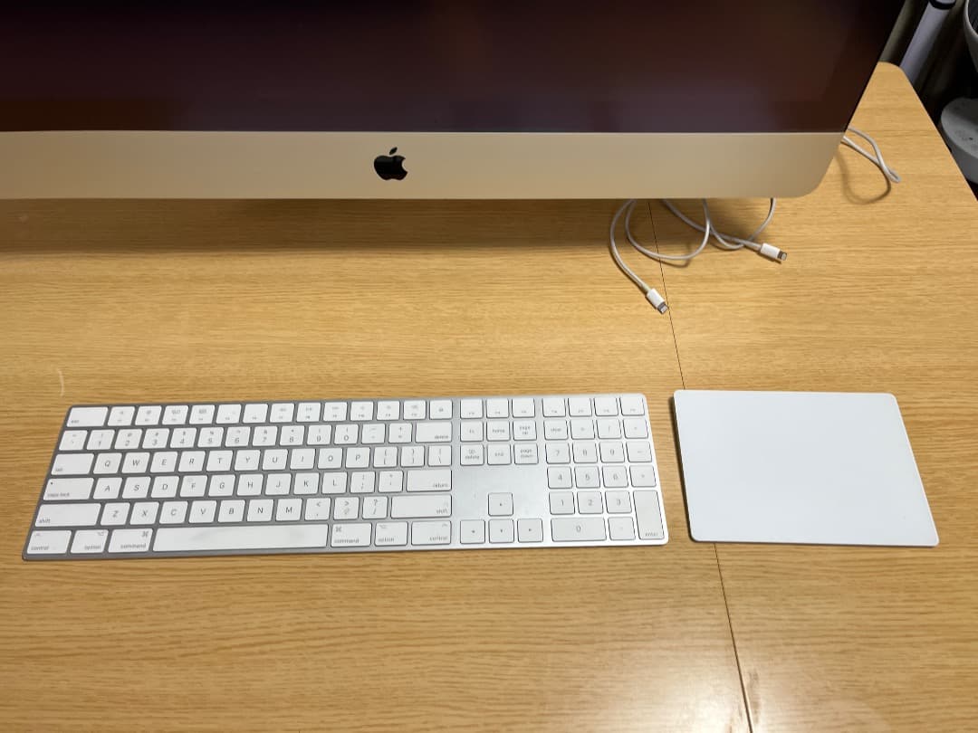 iMac (Retina 5K, 27-inch, 2020)VESAアーム付き