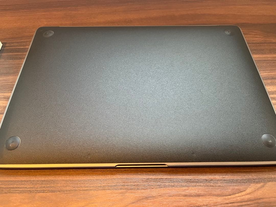 【極美品】MacBook Air 2019 13インチ 放電回数72回